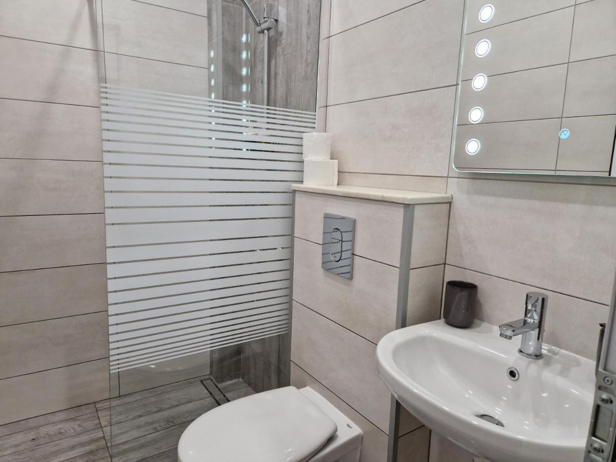 Malavi Tn2 Top Center Apartment Ruse Zewnętrze zdjęcie